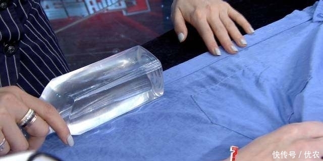一个常见的矿泉水瓶就能烫衣服！比熨斗还好用，太神奇啦！