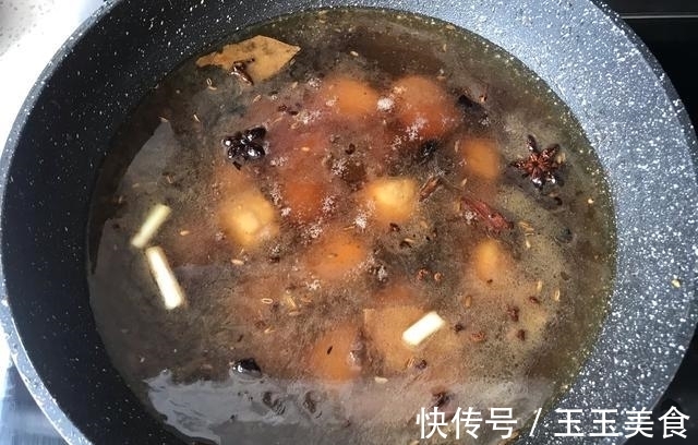 干辣椒|牛肉炖土豆天冷暖胃滋补菜,冷水下肉,肉质鲜嫩有嚼劲