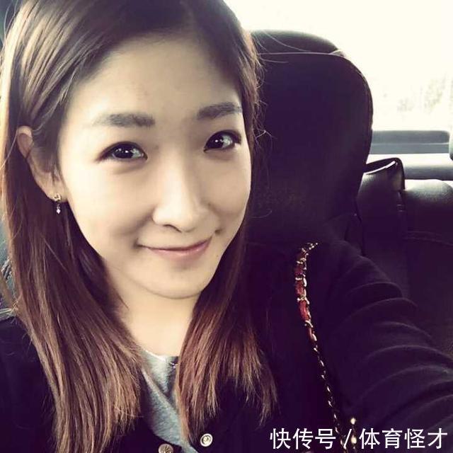 孙颖莎|差距很大!人气王刘诗雯的世界冠军数量很多,是孙颖莎的4倍!