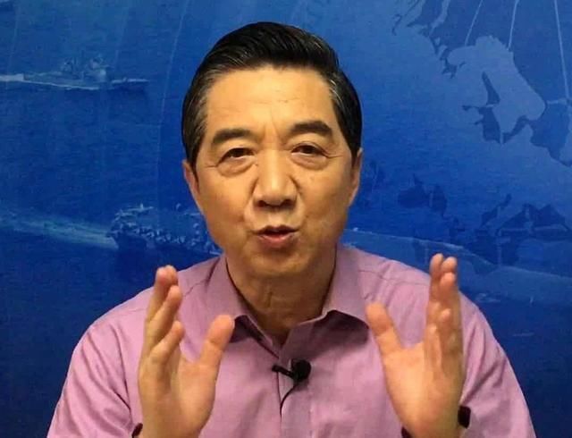 气度!张召忠书法苍劲有力,潇洒飘逸,网友“局座”书法有气度