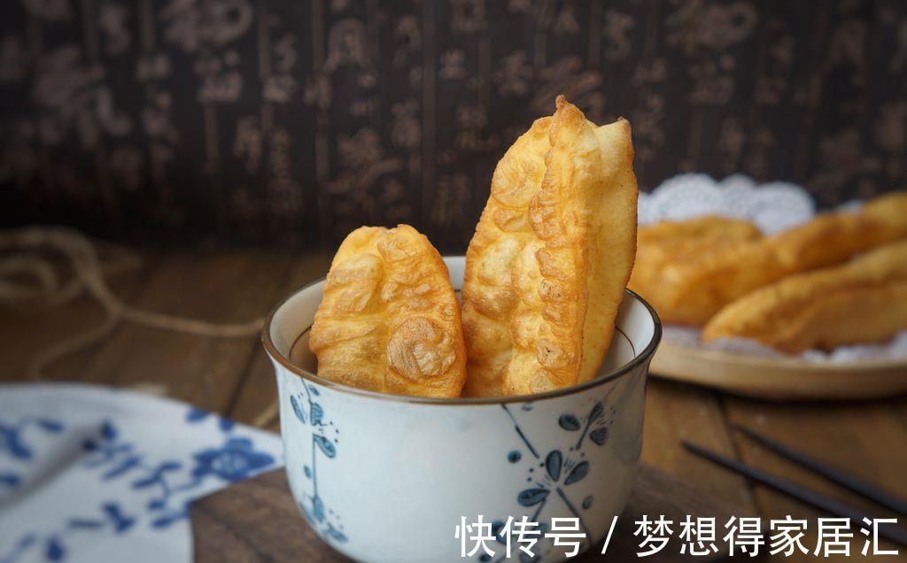 面团|1碗面粉1个鸡蛋,教你做在家做油条,卫生还健康