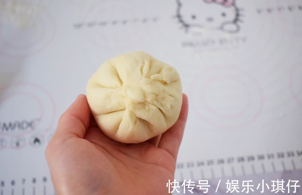 外酥|红豆沙饼,外酥里嫩,软糯美味热乎乎