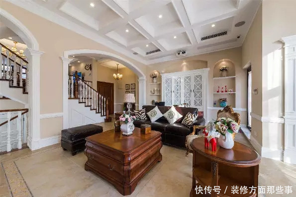 端景|200平美式别墅无主灯,但是凹吊顶上的射灯如星罗棋布的夜空