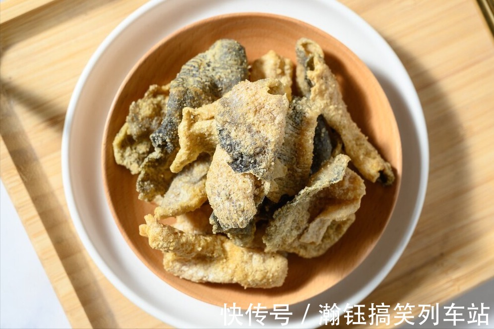 食材|夏天遇到这食材,我从不手软,10块钱一斤,炸一炸嘎嘣脆,太香了