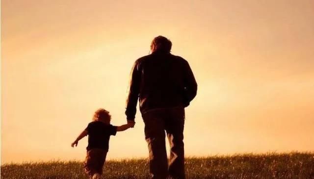 张家声朗诵《孩子,请听我说》,献给父亲节