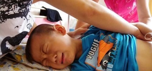 可乐|儿科医生我从不给孩子买这3种饮料,长不高不说,还会腐蚀骨头