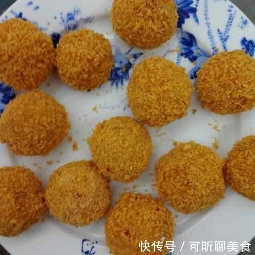 红薯别再煮着吃了，教你新的做法，香甜酥脆，一口一个真过瘾