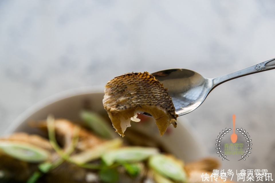 炖鱼|炖鱼最好吃的做法,北方几乎家家都会,老妈用了几十年,一学就会