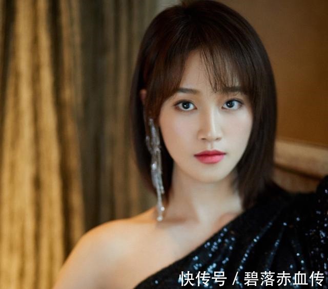 于立|藍(lán)盈瑩節(jié)目奪第一，被嘲長得丑太刻薄硬傷明顯，還立愛讀書人設(shè)