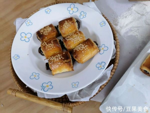红豆酥|简单快手又下饭的一口红豆酥吃起来那叫一个香