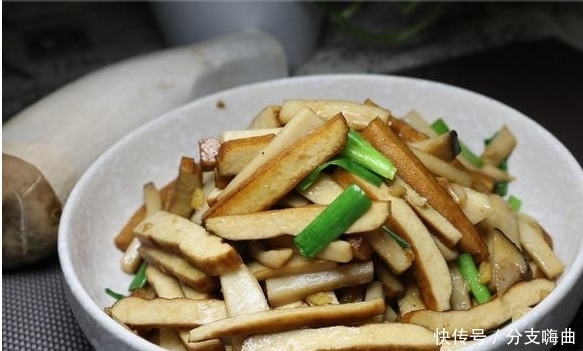 这道菜越嚼越香--杏鲍菇炒香干