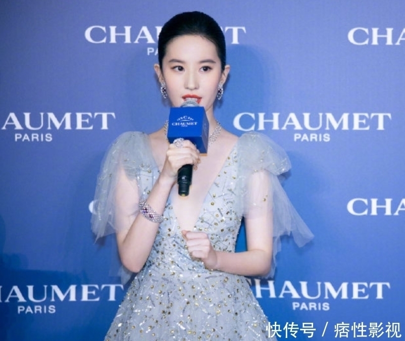 小花 星光大赏已确定嘉宾:85后小花同台比美,吴亦凡王一博没开玩笑?