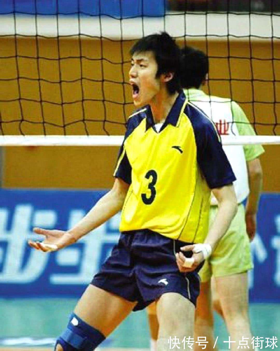 瘫痪|39岁汤淼获慰问金,瘫痪14年如今自己能吃饭梳头,试管女儿已5岁