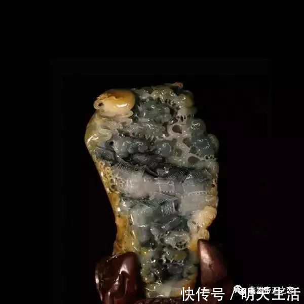 翡翠&千娇百媚的绝色翡翠，看完真的是太养眼了！