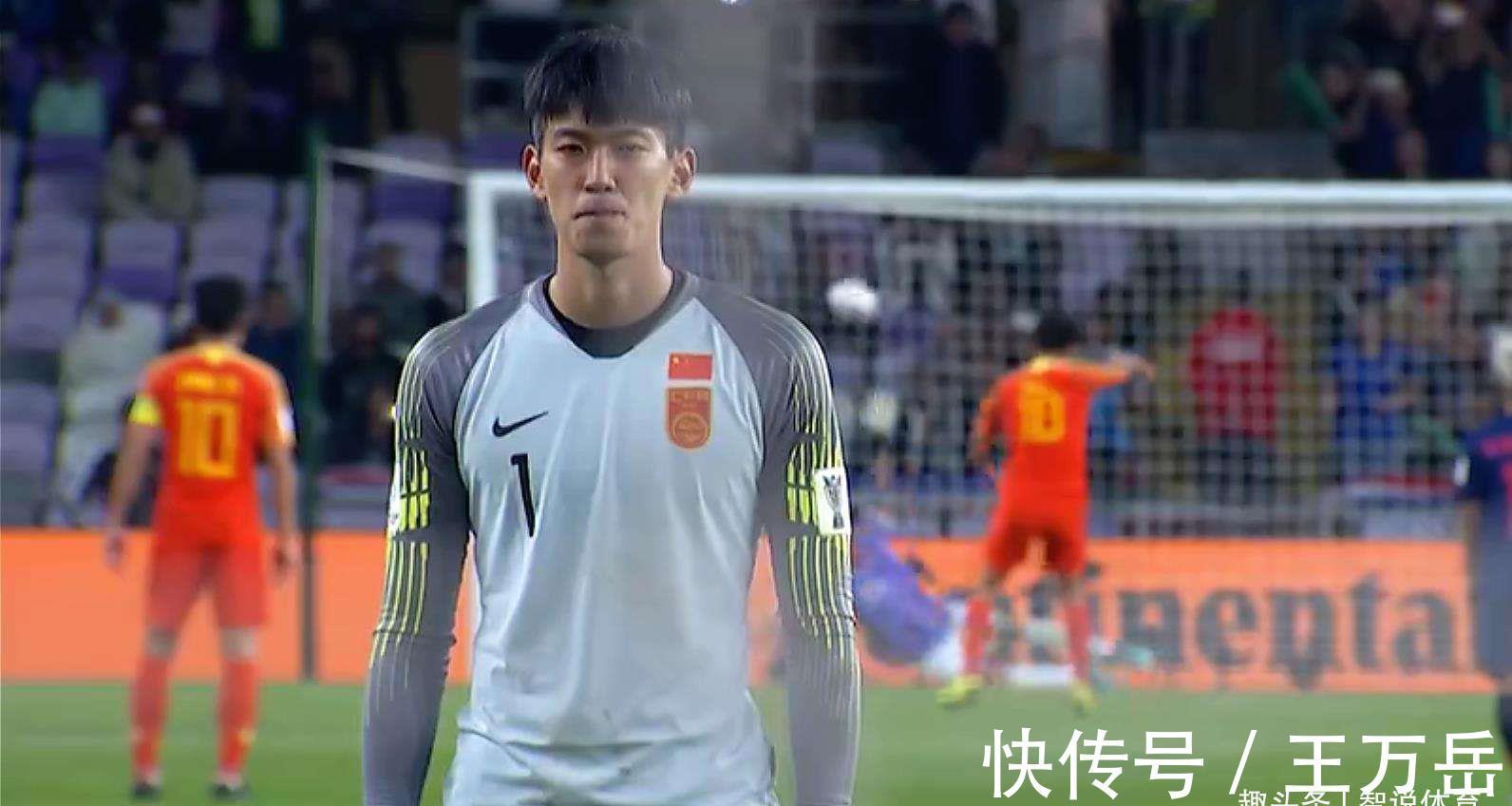 国足|19点!中日大战,首发11人来袭,李霄鹏仍用李铁理念,CCTV5直播