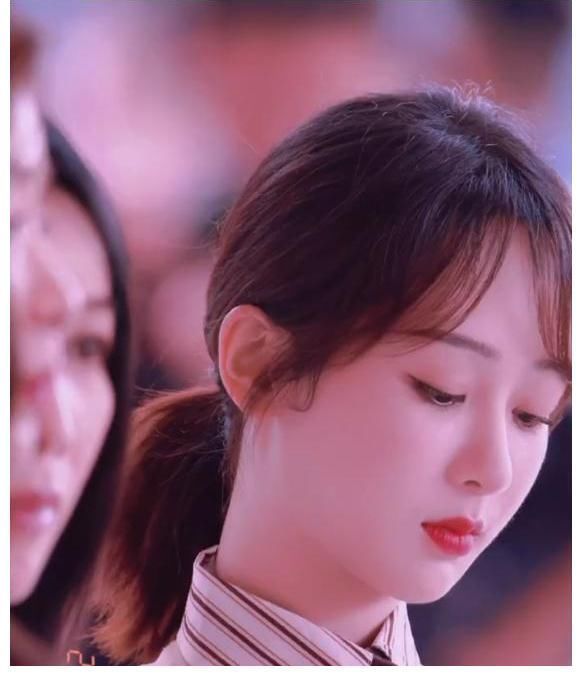 蔣欣以樊勝美一角錄萌探,摟著楊紫說(shuō)有歡樂(lè)頌?zāi)俏读?
onload=