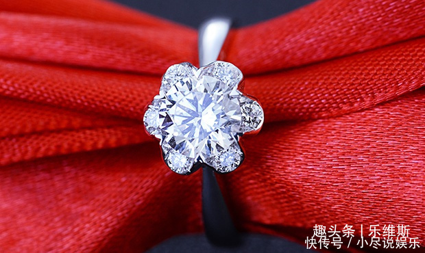 订制钻戒有哪些优缺点婚戒订制好不好女友会喜欢吗