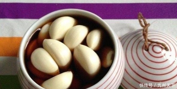 变化|醋泡大蒜,坚持喝一周,给身体带来3大变化,这3种人坚决不能吃