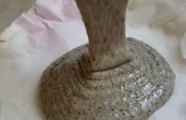 山药又出新吃法,加一把芝麻,简单一做,松软香甜,孩子抢着吃