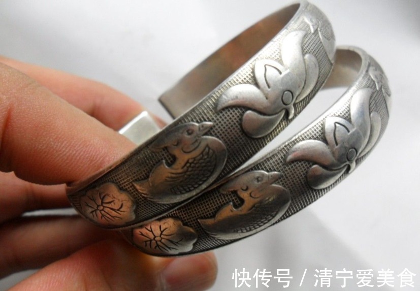 湿疹|“滚蛋疗法”到底靠不靠谱?是时候让你见识它的神奇和无所不能了