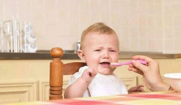 小潘|6岁男孩患上侏儒症,医生别再给孩子灌毒汤,否则不配做家长