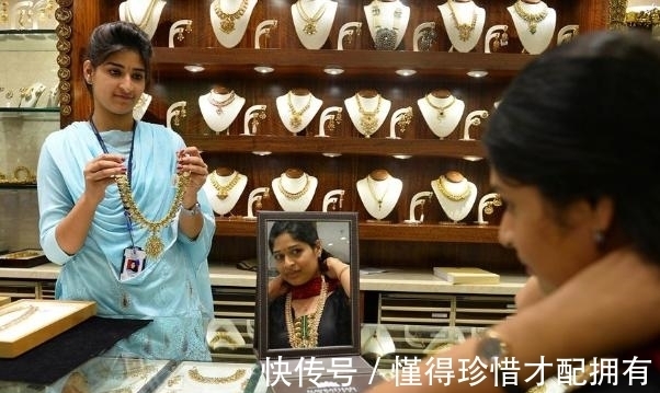 富商 印度富商嘲笑中国,女人连黄金都带不起,却被网友疯狂打脸