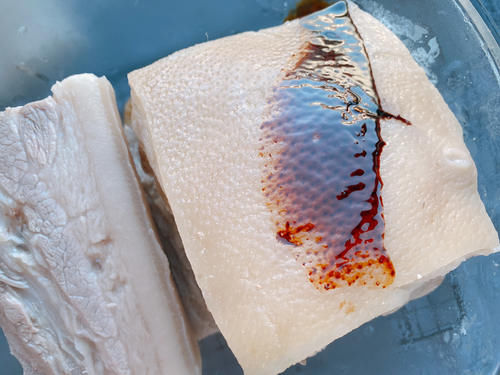 过年炸扣肉，这5点不要忽略，找到关键点，做出正宗的虎皮扣肉