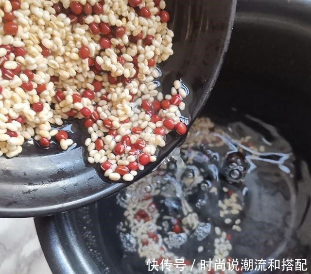 入冬|入冬后,吃坚果别错过它,熬粥放吃几颗润肺还止咳,多买点慢慢吃