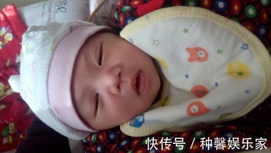 宝爸|95后爸爸给孩子取名“钱”,跟爸爸姓氏连在一起,笑翻一家人