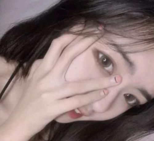 女孩|想让“眼睛变大”的女孩,可以试着坚持这3习惯,早晚超越校花