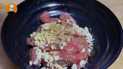  正确|炸酥肉有人放面粉，有人放淀粉，教你正确做法，外酥里香无腥味