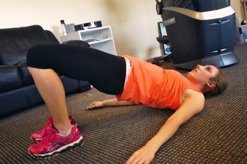 内分泌失调|女人过了40岁,尽量别留3种发型,又土又“显老”,希望你不是