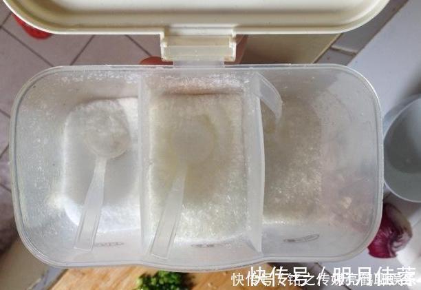 脾胃|3种辅食别再给娃吃，孩子脾胃要“停工”，儿科医生放过孩子吧