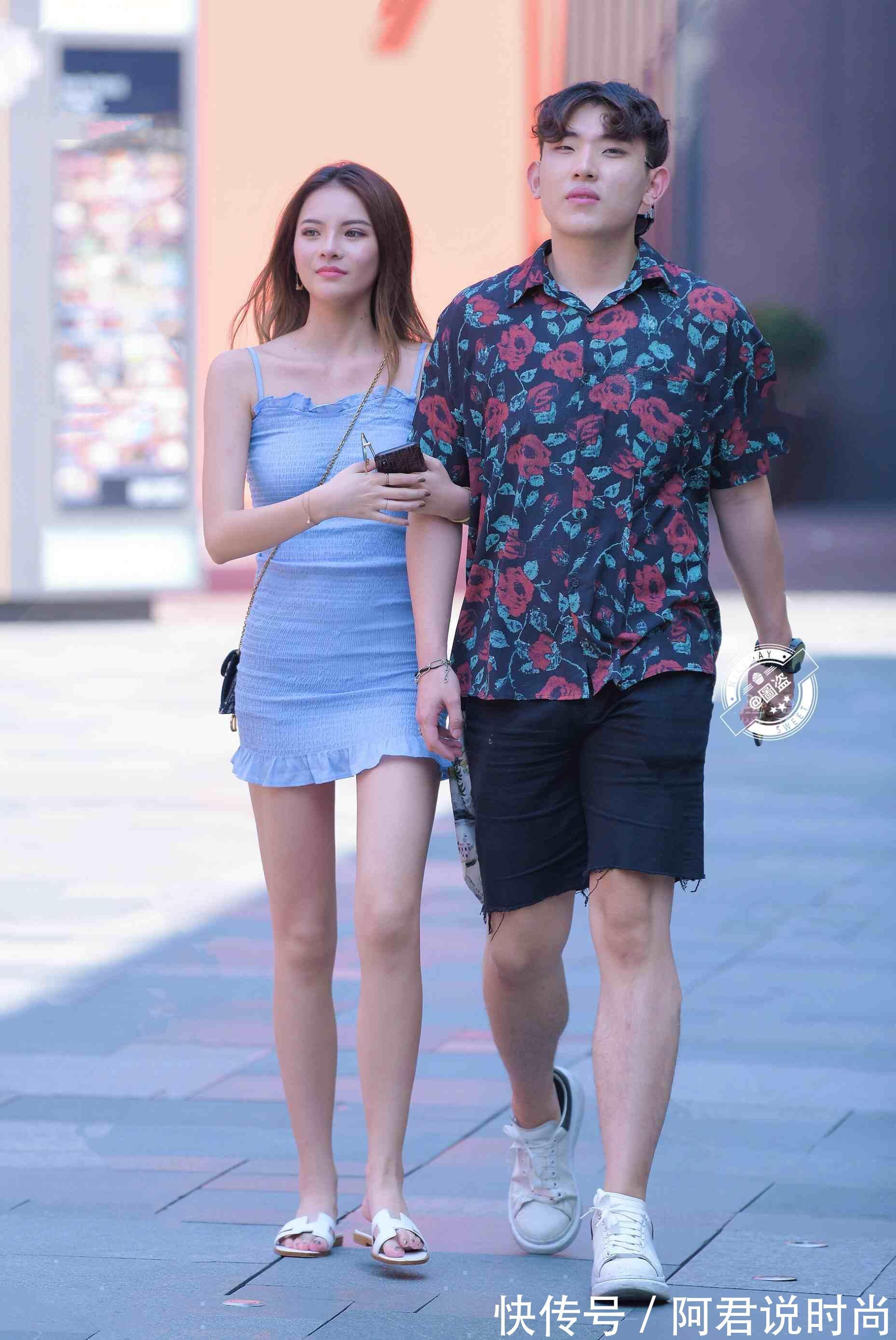 搭配|简洁利落的连衣裙穿搭几乎不会出错,轻松搭配出优越感,更有美感