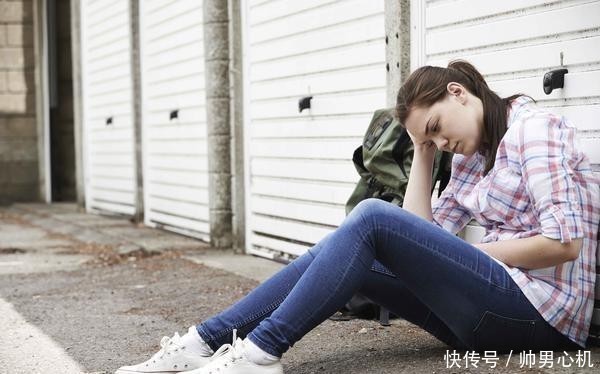 抑郁症患者|抑郁症通常有这7个特征，若占3个，当心抑郁症已“缠上”你