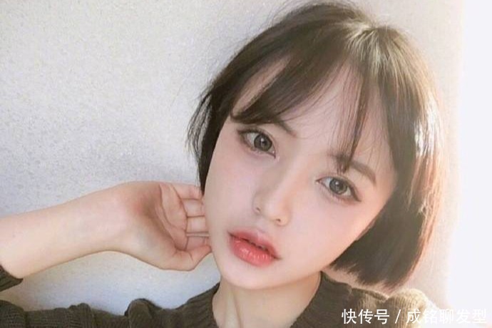 长脸最适合的9款短发，简约时尚好打理，精致优雅又有女人味