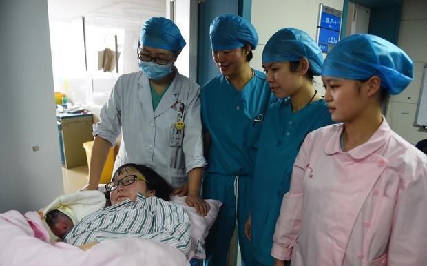 进产房前|进产房前,孕妈提前准备好这十件事,能帮助缓解紧张和避免尴尬