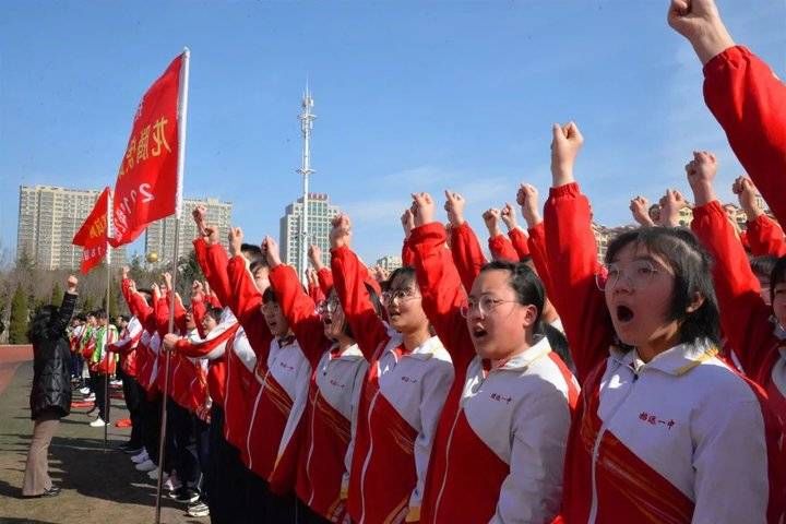 现场直击！烟台中小学生开学啦