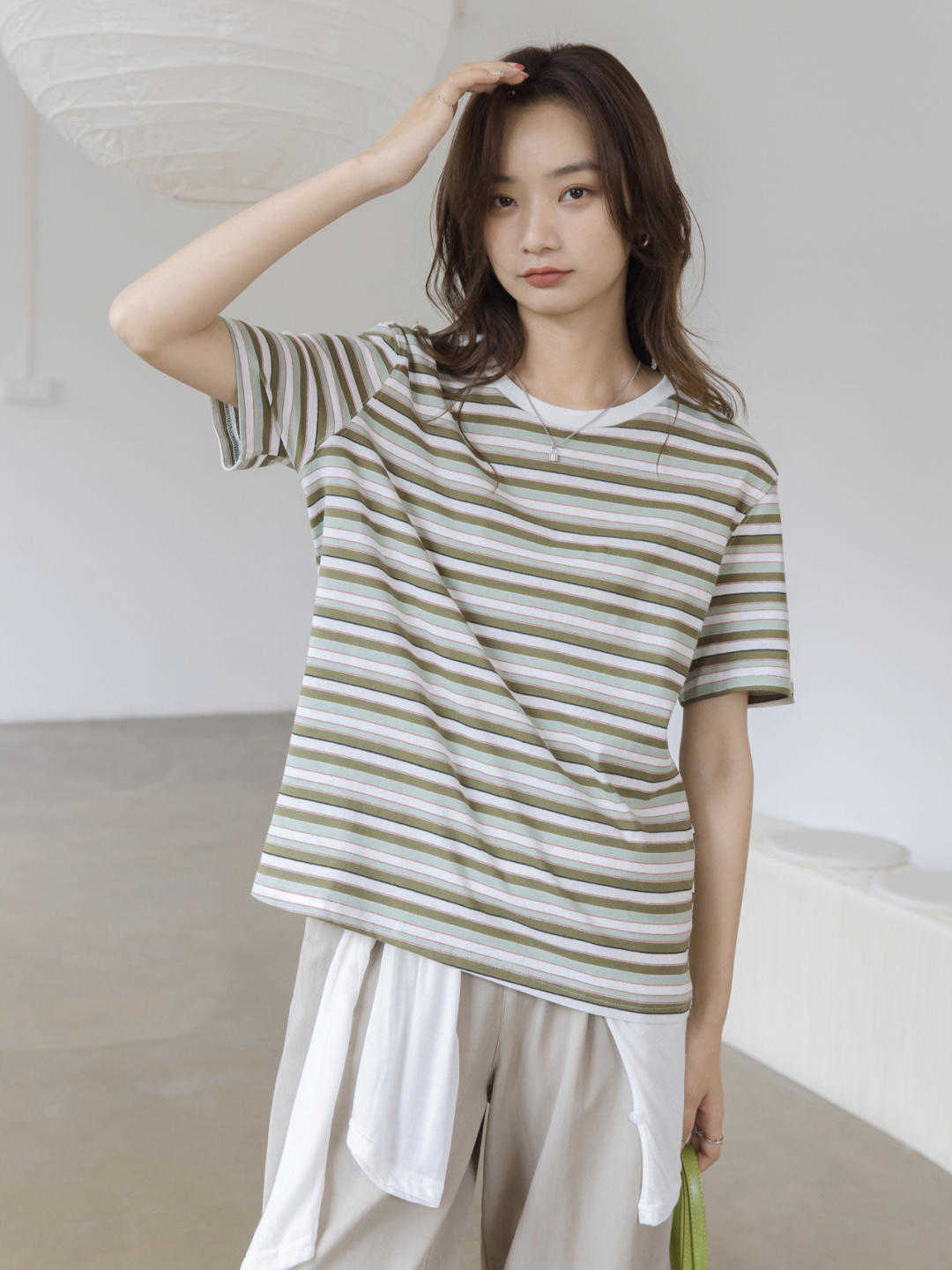 一繁一简|拥有小心机,简约变气质,聚会这样穿就对了