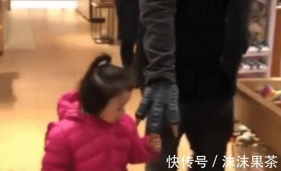 专业|奶爸专业唬娃火了，网友笑喷：这怕是上辈子的“前任”吧