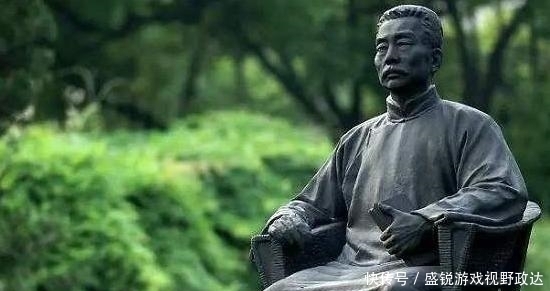 先进思想|郭沫若用四字骂鲁迅,鲁迅用五字回骂,世人笑称:这就是郭沫若了