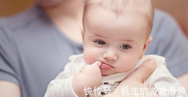 口欲|宝宝不管拿到什么都爱往嘴里塞,这是为什么呢?妈妈们有必要了解