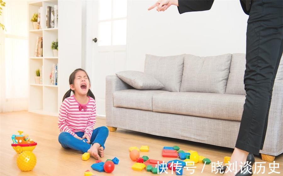 性格|孩子不爱主动打招呼?父母不妨理智对待,从两个方面进行引导