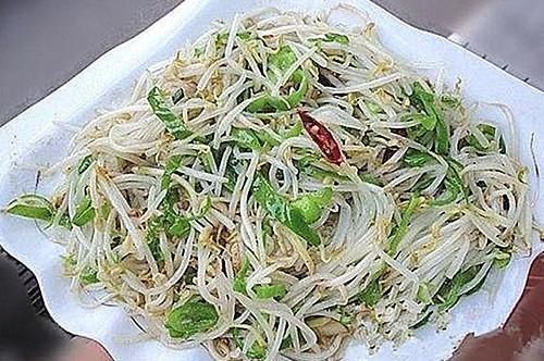 绿豆芽|此菜,每天来一盘,清肠排毒,美肌肤,软化血管,越吃越瘦