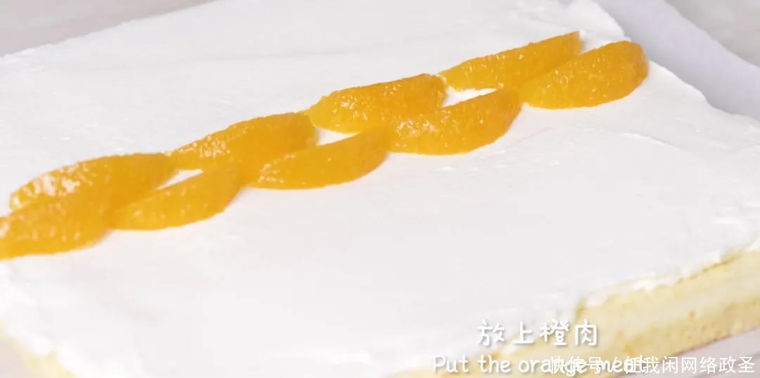 蛋糕|满满秋天的气息,要不试试制作一下橙子卷芝士蛋糕杯,美味又简单