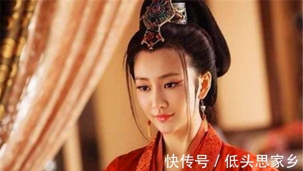 娇娘|才女出上联“朝朝暮暮,进进出出”,穷书生对出下联让才女红了脸