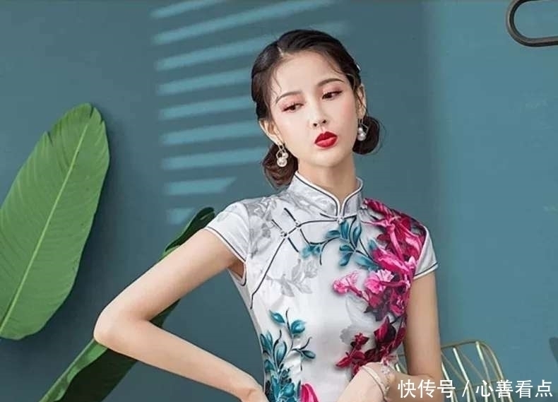 真丝|淑女高端真丝旗袍,这样穿,让你美的含蓄又矜持