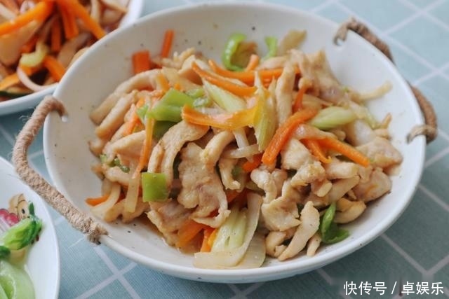 母子二人的午餐,好吃不贵,孩子胃口好,个子长得快