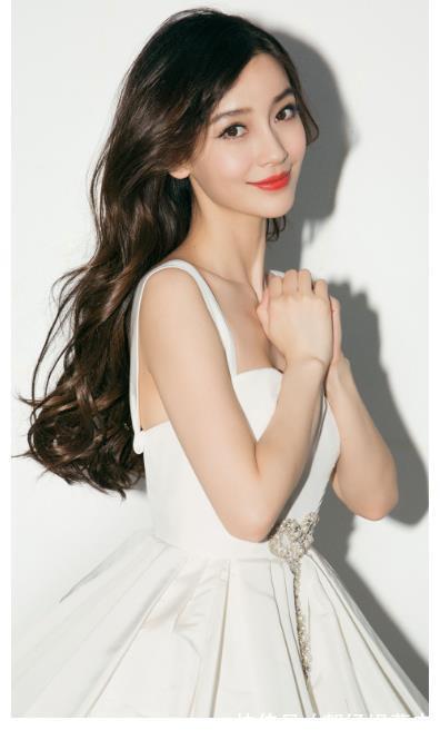 baby综艺节目秀恩爱，提及老公黄晓明满脸笑意，婚变传闻不攻自破