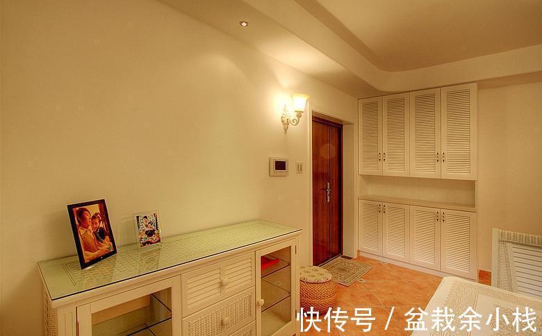 客餐厅|朋友新家太温馨了，碎花沙发很舒服，以后家里也这么装修！